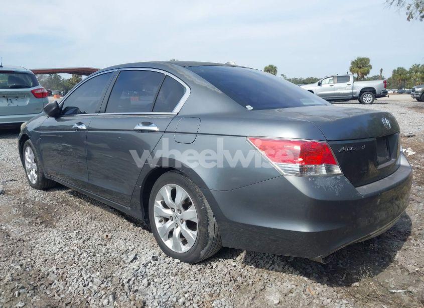 Photo 3 of 2010 Honda Accord 3.5 EX-L (VIN 5KBCP3F80AB008210)