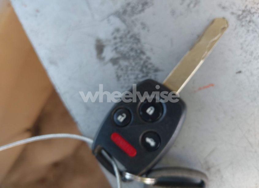 Photo 11 of 2011 Honda Accord 3.5 EX-L (VIN 5KBCP3F80BB002022)