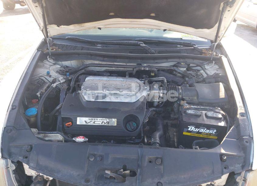 Photo 10 of 2010 Honda Accord 3.5 EX-L (VIN 5KBCP3F81AB016557)