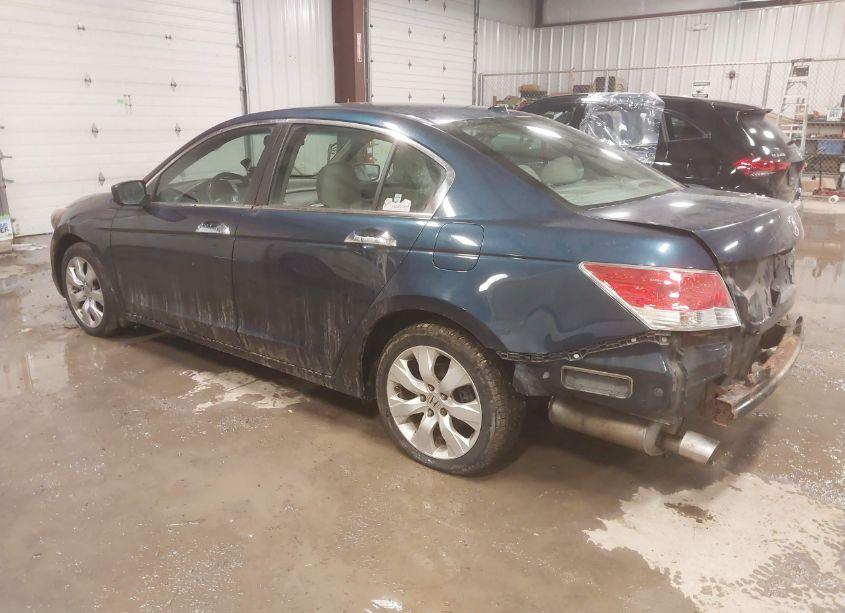 Photo 3 of 2010 Honda Accord 3.5 EX-L (VIN 5KBCP3F81AB018468)