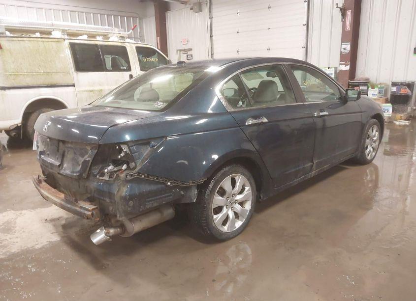 Photo 4 of 2010 Honda Accord 3.5 EX-L (VIN 5KBCP3F81AB018468)