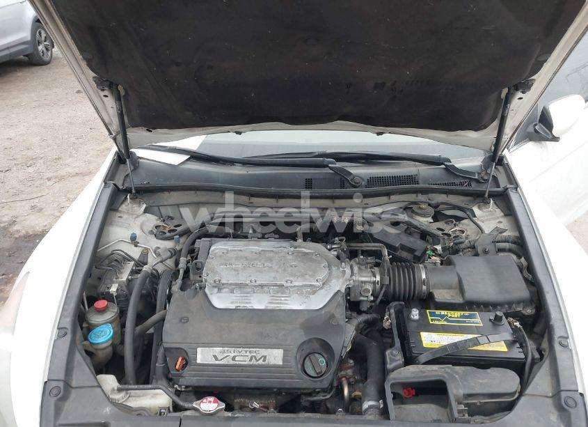 Photo 10 of 2010 Honda Accord 3.5 EX-L (VIN 5KBCP3F82AB001629)