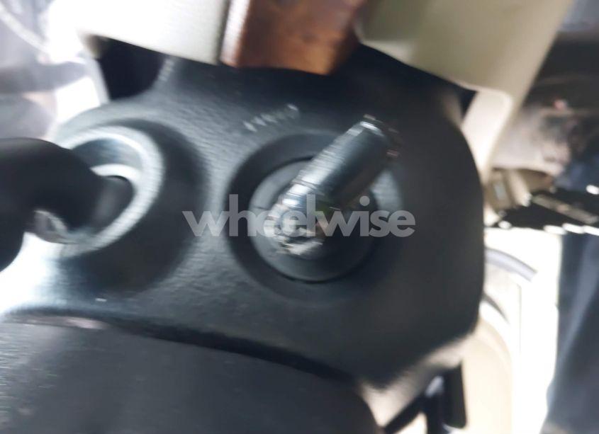 Photo 11 of 2010 Honda Accord 3.5 EX-L (VIN 5KBCP3F82AB001629)