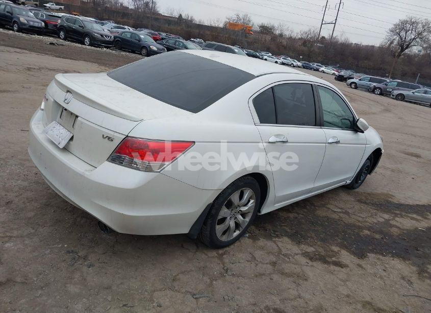 Photo 4 of 2010 Honda Accord 3.5 EX-L (VIN 5KBCP3F82AB001629)