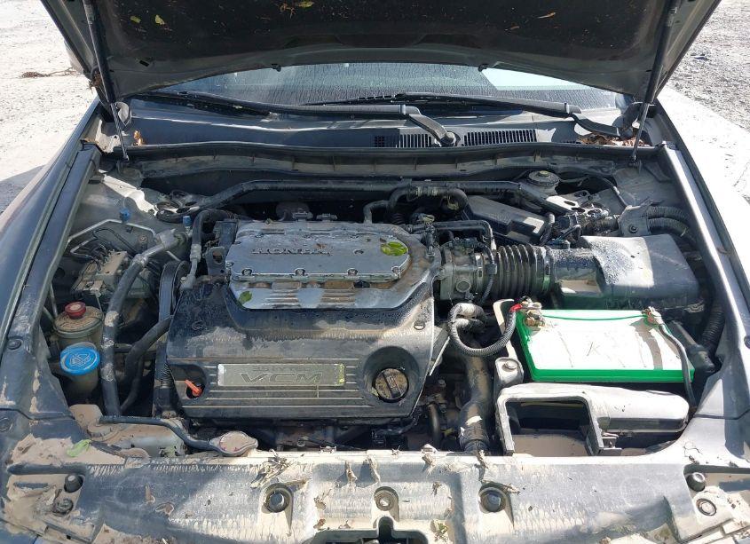 Photo 10 of 2011 Honda Accord 3.5 EX-L (VIN 5KBCP3F82BB001812)