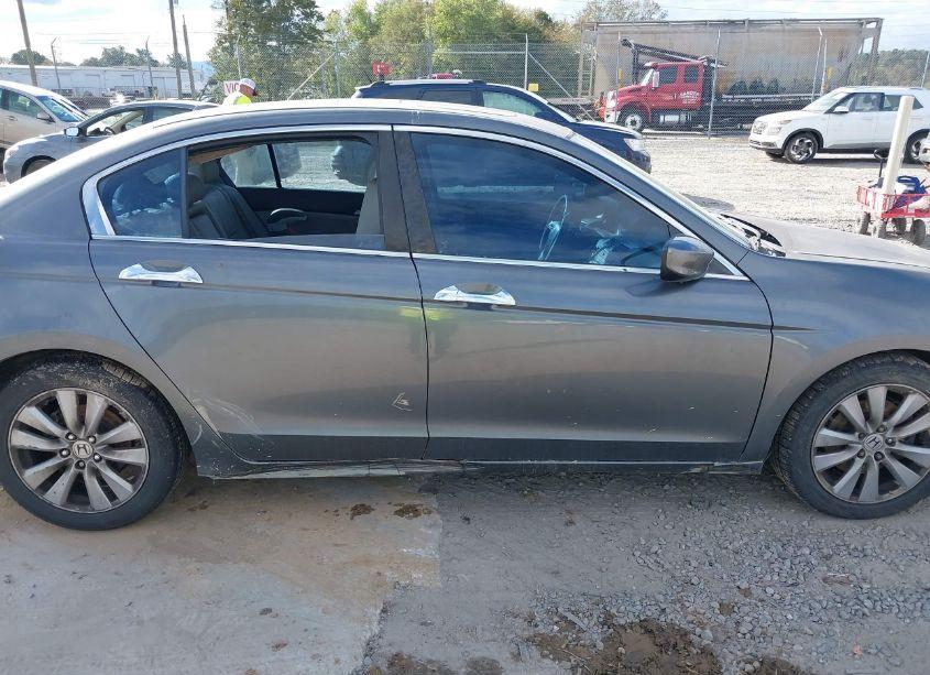 Photo 13 of 2011 Honda Accord 3.5 EX-L (VIN 5KBCP3F82BB001812)