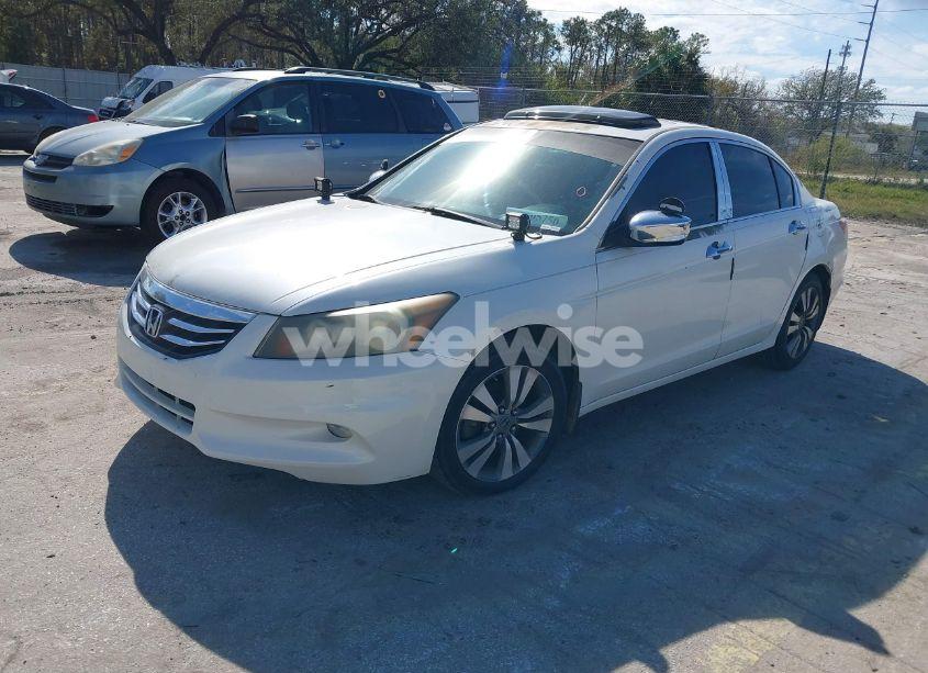 Photo 2 of 2011 Honda Accord 3.5 EX-L (VIN 5KBCP3F83BB004587)