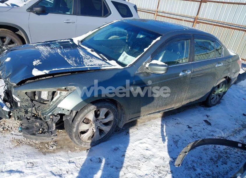 Photo 2 of 2010 Honda Accord 3.5 EX-L (VIN 5KBCP3F84AB001504)