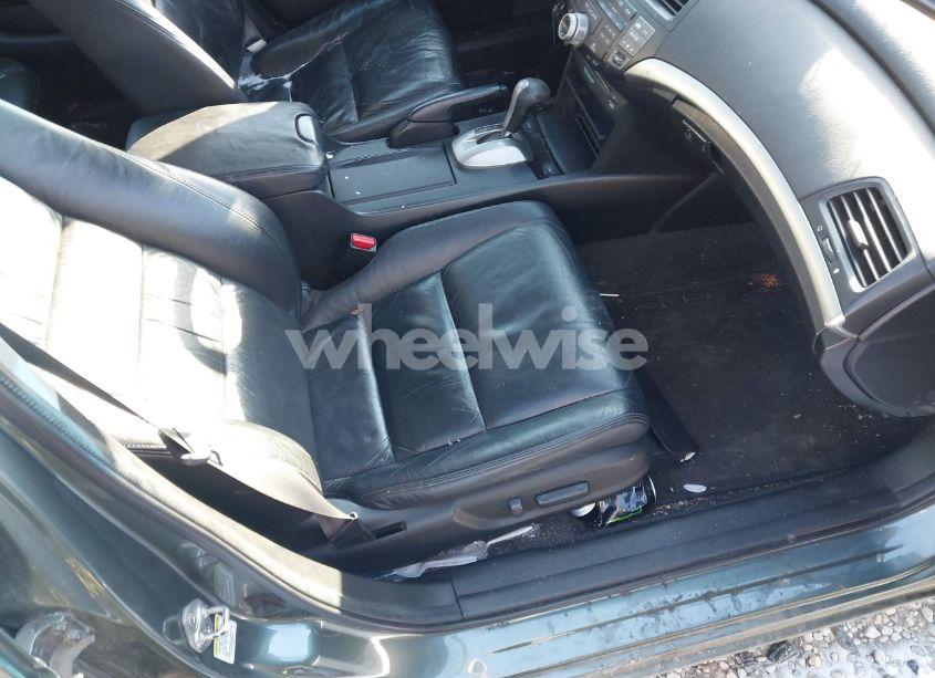 Photo 5 of 2010 Honda Accord 3.5 EX-L (VIN 5KBCP3F84AB001504)