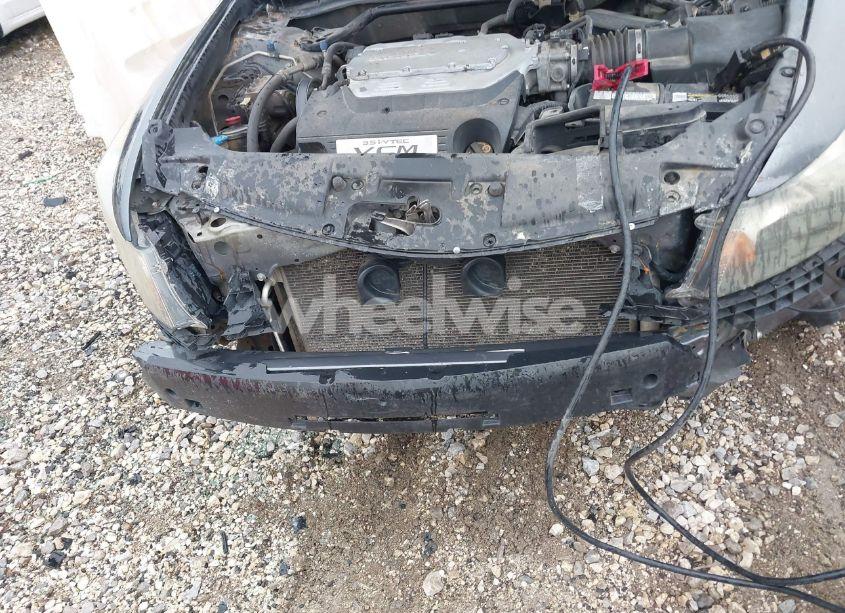 Photo 6 of 2010 Honda Accord 3.5 EX-L (VIN 5KBCP3F84AB003138)