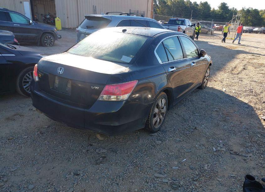 Photo 4 of 2010 Honda Accord 3.5 EX-L (VIN 5KBCP3F84AB007979)
