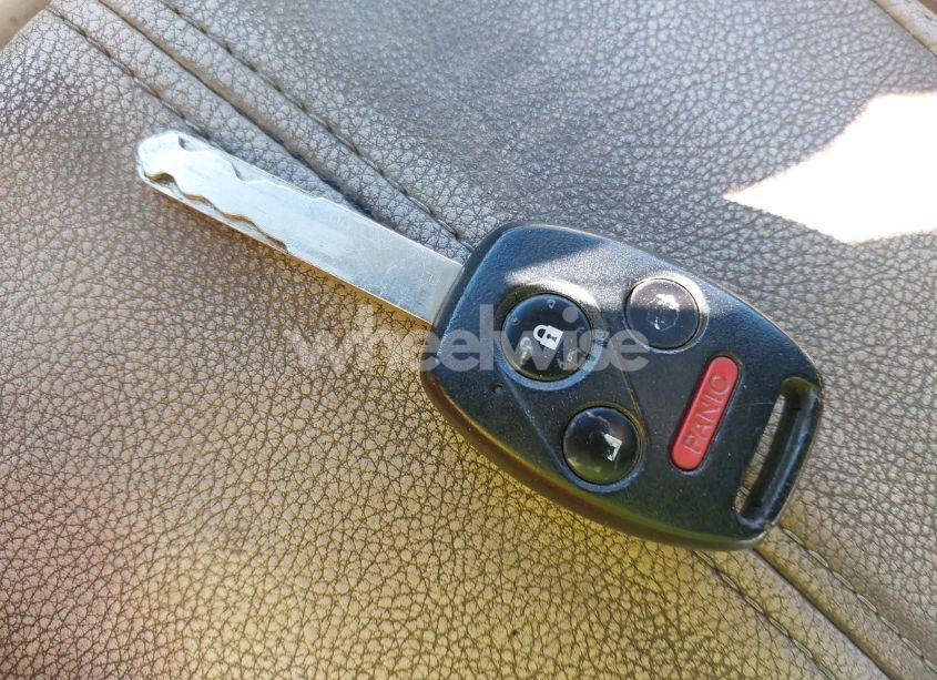 Photo 11 of 2010 Honda Accord 3.5 EX-L (VIN 5KBCP3F84AB012678)