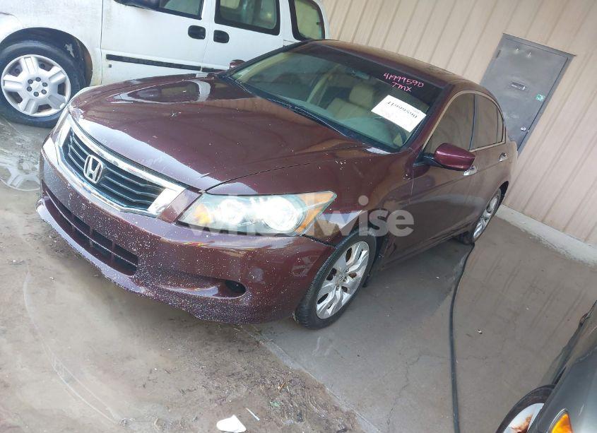 Photo 2 of 2010 Honda Accord 3.5 EX-L (VIN 5KBCP3F84AB012857)