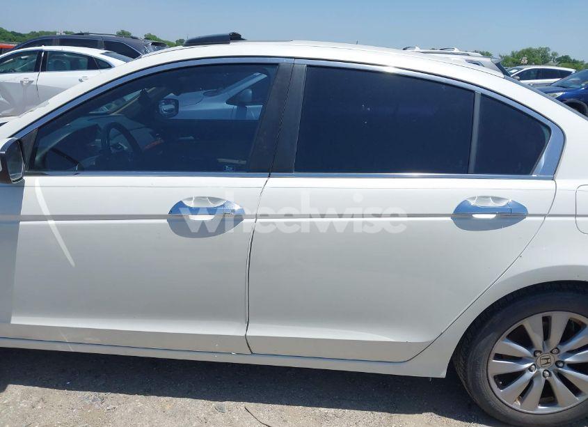 Photo 14 of 2011 Honda Accord 3.5 EX-L (VIN 5KBCP3F84BB002945)