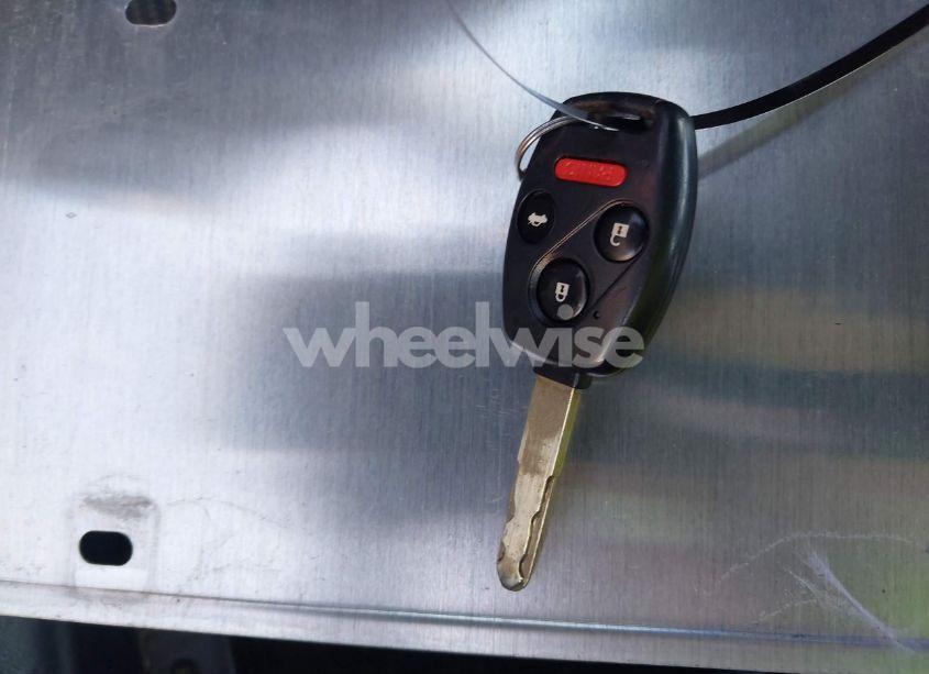 Photo 11 of 2011 Honda Accord 3.5 EX-L (VIN 5KBCP3F84BB003576)