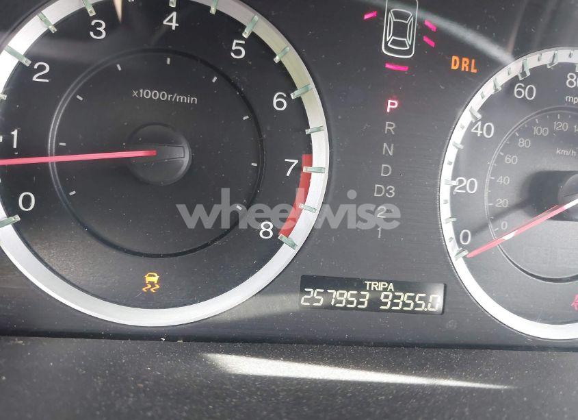 Photo 16 of 2011 Honda Accord 3.5 EX-L (VIN 5KBCP3F85BB003618)