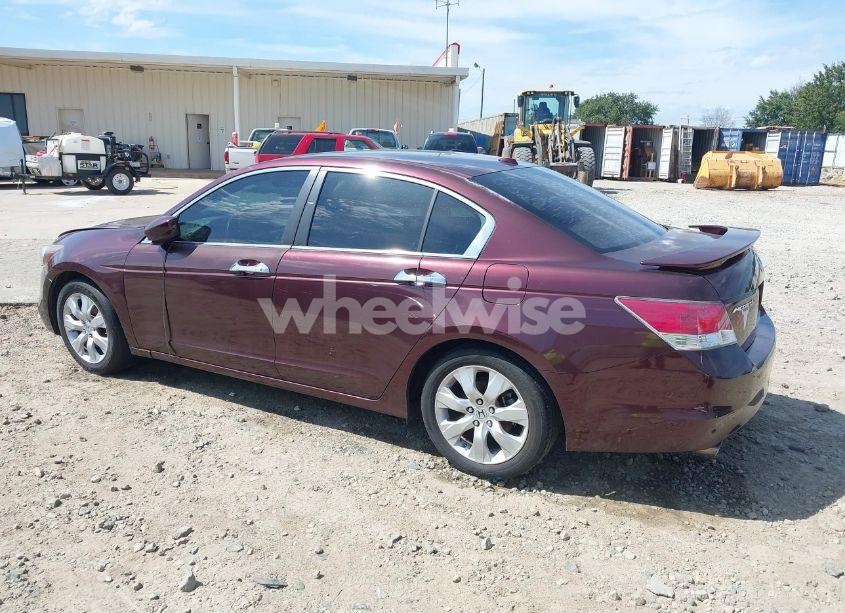 Photo 3 of 2010 Honda Accord 3.5 EX-L (VIN 5KBCP3F86AB013332)