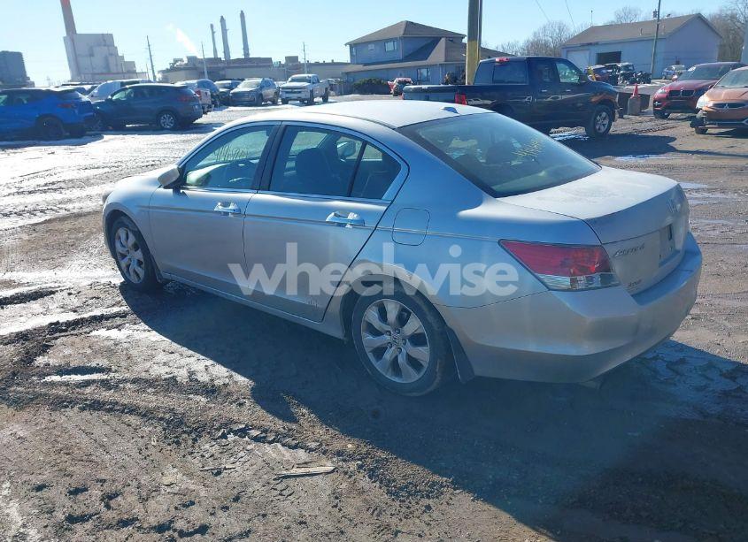 Photo 3 of 2010 Honda Accord 3.5 EX-L (VIN 5KBCP3F87AB004820)