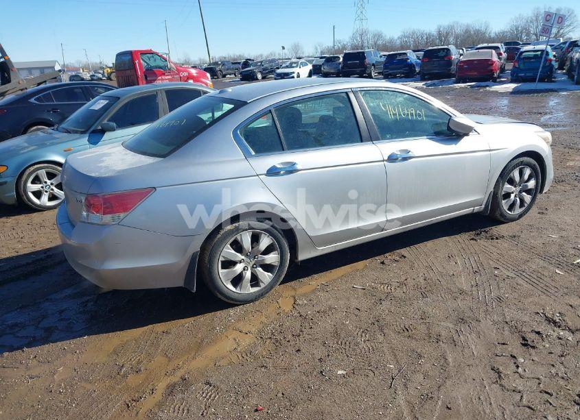 Photo 4 of 2010 Honda Accord 3.5 EX-L (VIN 5KBCP3F87AB004820)