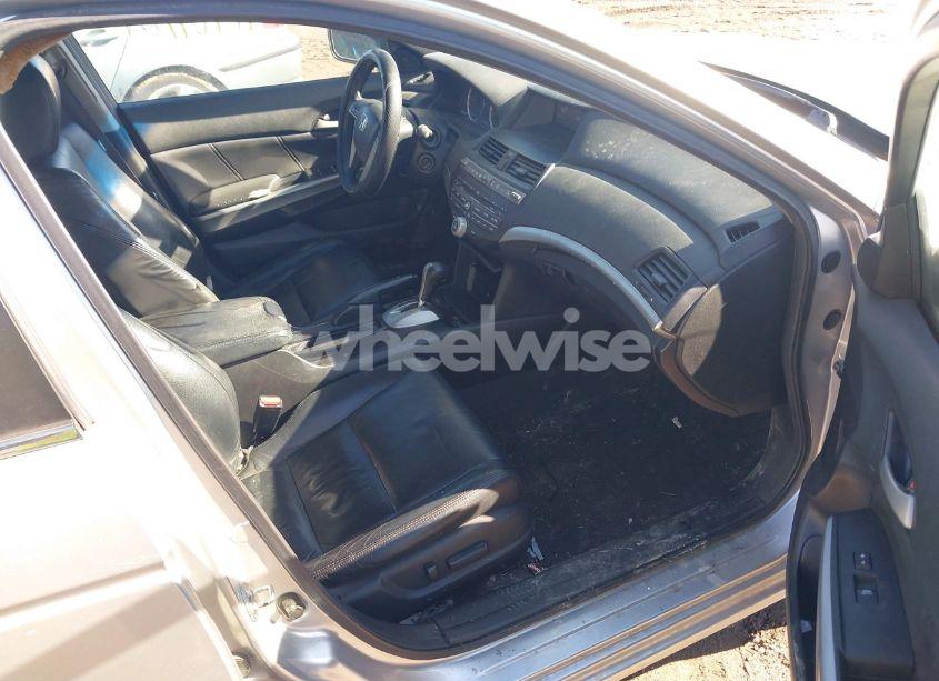 Photo 5 of 2010 Honda Accord 3.5 EX-L (VIN 5KBCP3F87AB004820)