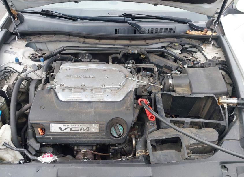 Photo 10 of 2010 Honda Accord 3.5 EX-L (VIN 5KBCP3F88AB001778)