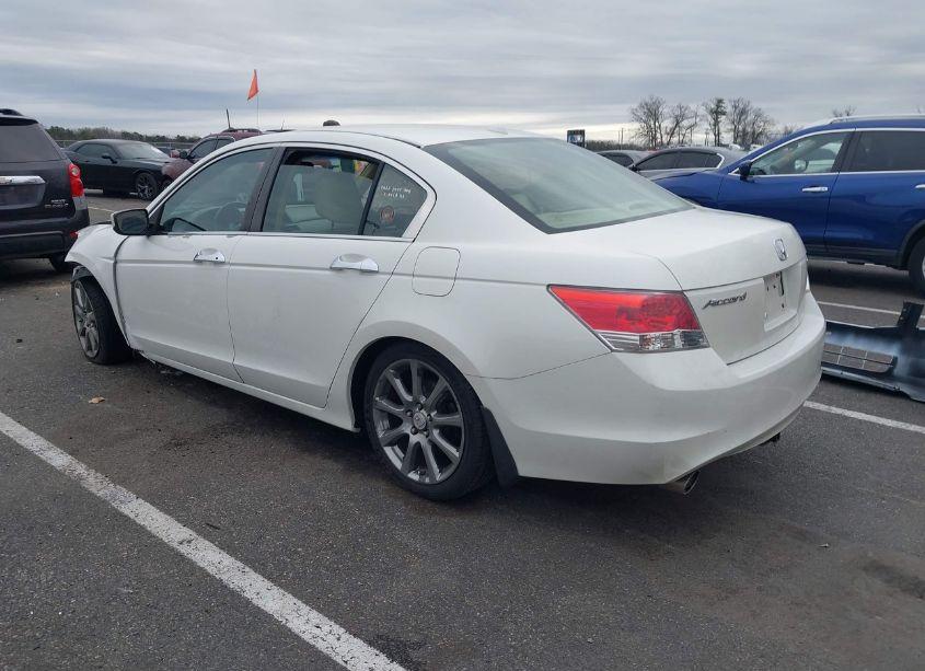 Photo 3 of 2010 Honda Accord 3.5 EX-L (VIN 5KBCP3F88AB001778)