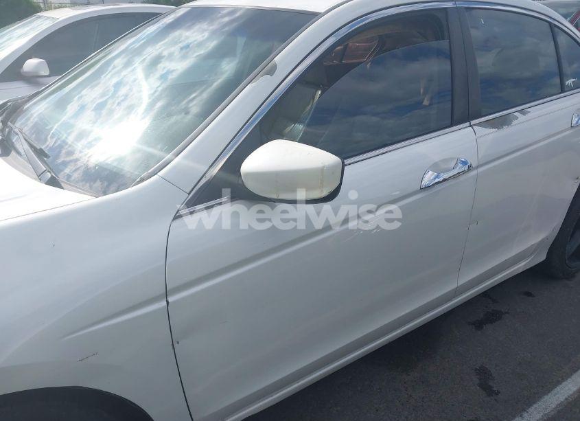 Photo 13 of 2010 Honda Accord 3.5 EX-L (VIN 5KBCP3F89AB005841)