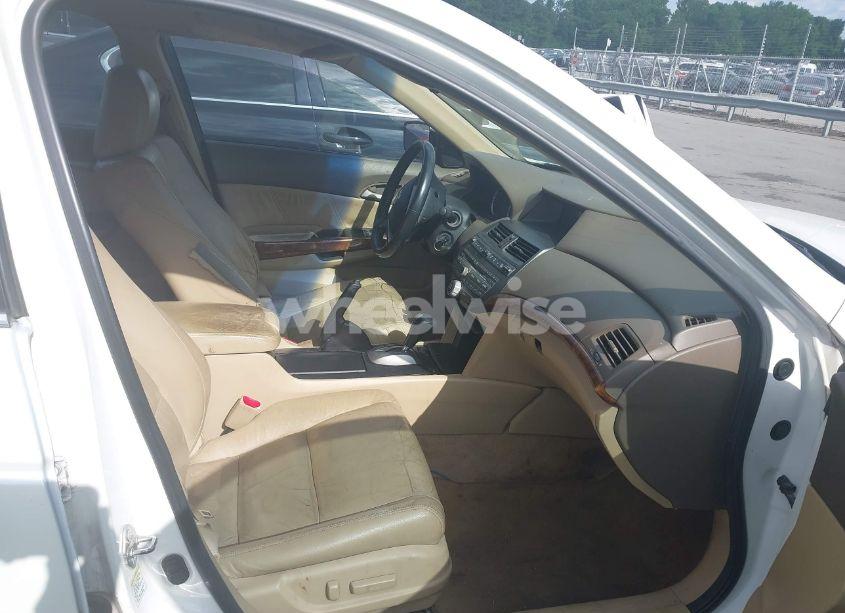 Photo 5 of 2010 Honda Accord 3.5 EX-L (VIN 5KBCP3F89AB005841)