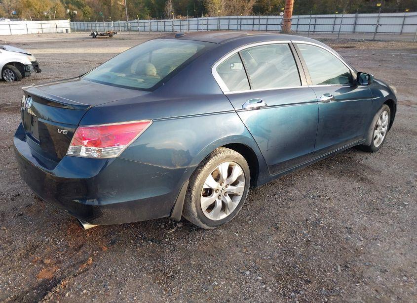 Photo 4 of 2010 Honda Accord 3.5 EX-L (VIN 5KBCP3F89AB008304)