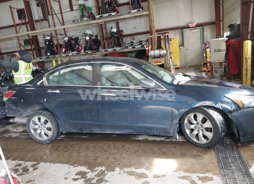 Photo 14 of 2010 Honda Accord 3.5 EX-L (VIN 5KBCP3F89AB017598)