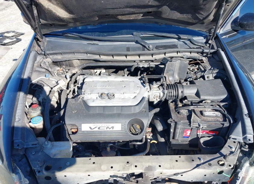 Photo 10 of 2011 Honda Accord 3.5 EX-L (VIN 5KBCP3F89BB002052)