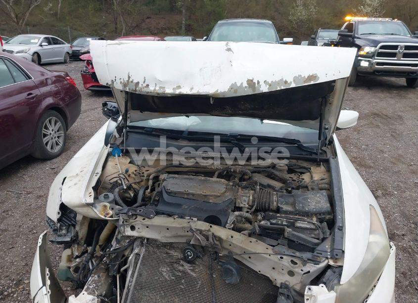 Photo 10 of 2011 Honda Accord 3.5 EX-L (VIN 5KBCP3F89BB002598)