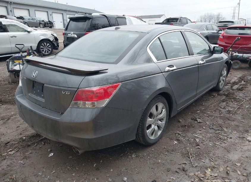 Photo 4 of 2010 Honda Accord 3.5 EX-L (VIN 5KBCP3F8XAB001328)