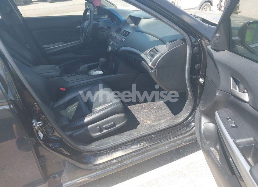 Photo 5 of 2010 Honda Accord 3.5 EX-L (VIN 5KBCP3F8XAB006593)