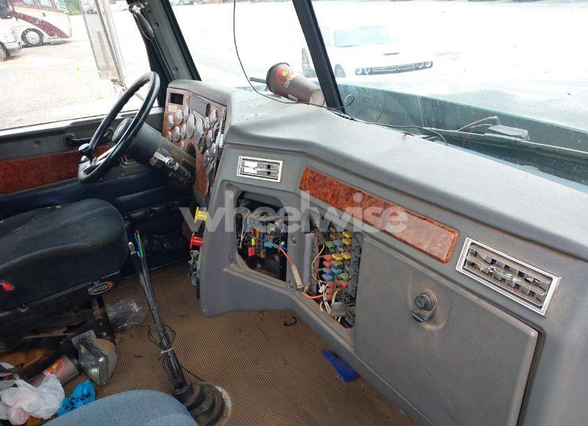 Photo 17 of 2006 Western Star/auto CAR CONVENTIONAL 4900EX (VIN 5KJJABCK56PW10070)