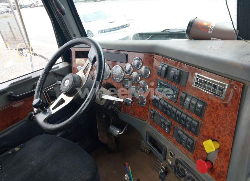 Photo 18 of 2006 Western Star/auto CAR CONVENTIONAL 4900EX (VIN 5KJJABCK56PW10070)