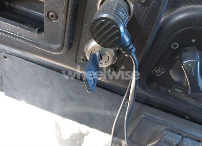 Photo 10 of 2006 Western Star/auto CAR 4900 4900FA (VIN 5KJJAECV96PV35966)