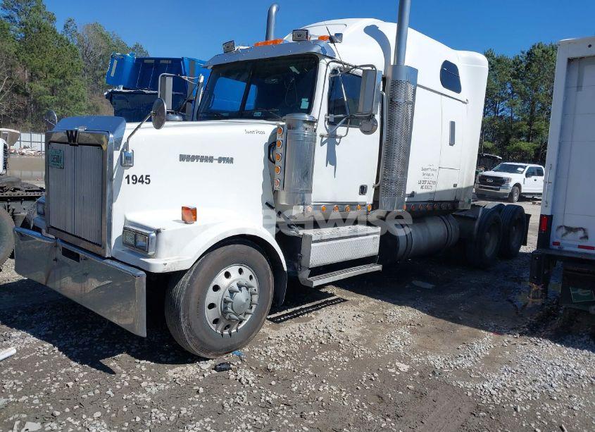 Photo 2 of 2006 Western Star/auto CAR 4900 4900FA (VIN 5KJJAECV96PV35966)