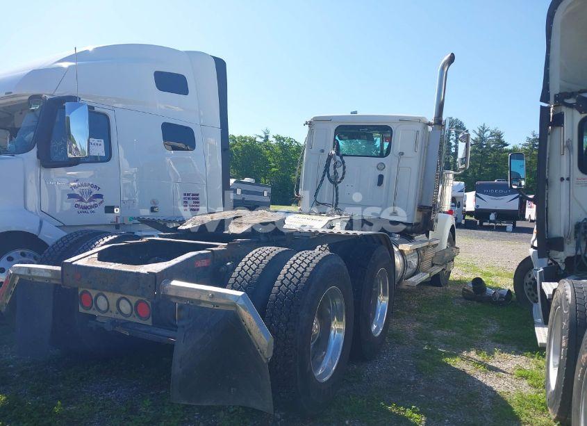 Photo 4 of 2020 Western Star 4900 EX (VIN 5KJJAED11LPLU6459)