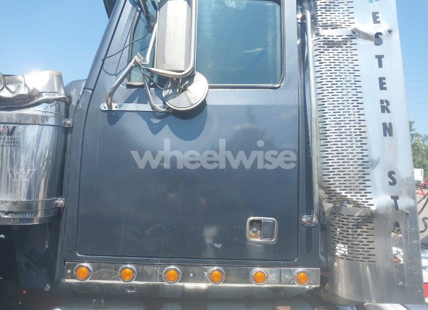 Photo 14 of 2013 Western Star/auto CAR CONVENTIONAL 4900FA (VIN 5KJJAEDV7DPBX4977)