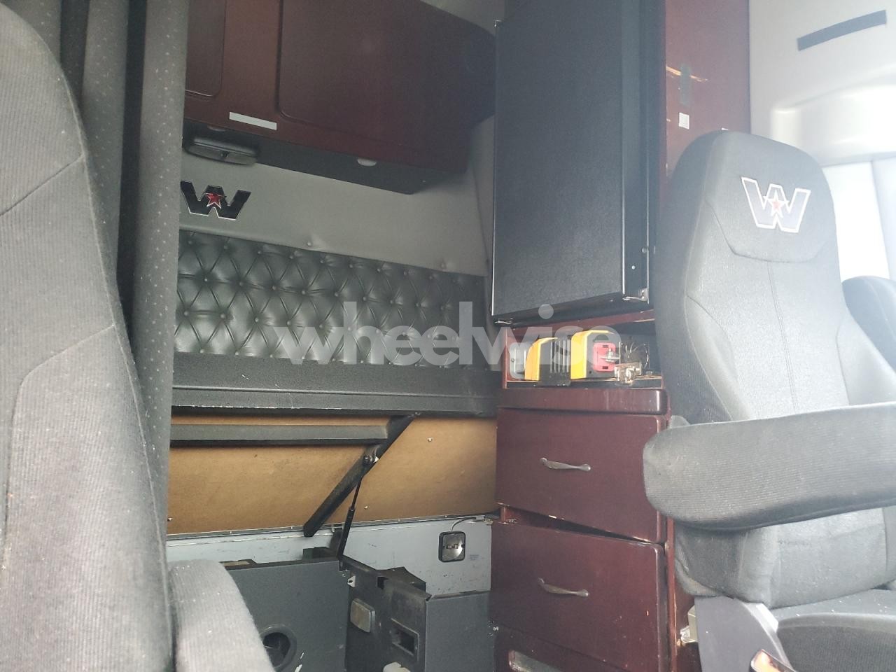 Photo 6 of 2016 WESTENSTAR CONVENTION - SEMI TRUCK (VIN 5KJJALD10GPHA5938)