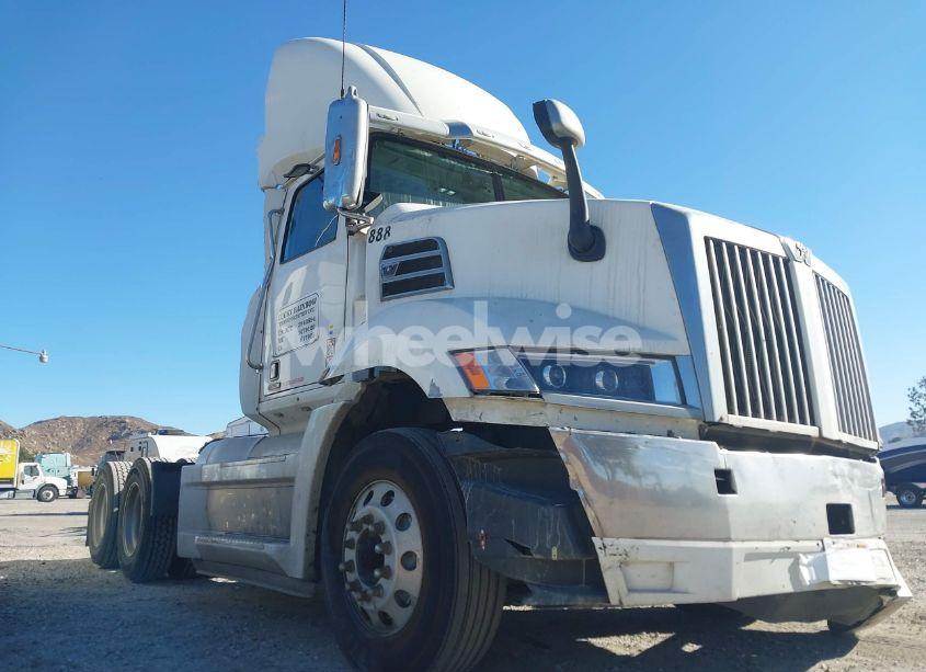 Photo 11 of 2016 Western Star/auto CAR 5700 XE (VIN 5KJJBLD55GLHT4329)