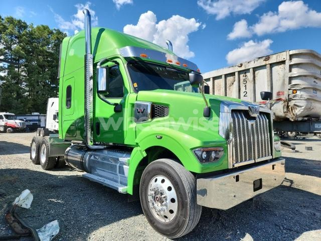 Photo 10 of 2024 WESTERN STAR 49X CHASSIS SEMI TRUCK N/A (VIN 5KJJBWDR5RLVB9470)