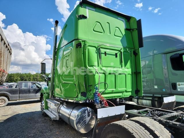 Photo 7 of 2024 WESTERN STAR 49X CHASSIS SEMI TRUCK N/A (VIN 5KJJBWDR5RLVB9470)