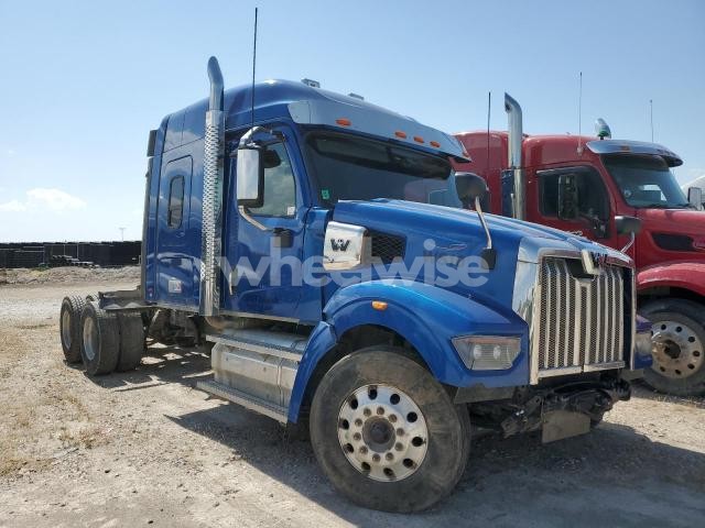 Photo 5 of 2022 WESTERN STAR/AUTO CAR 49X CHASSIS (VIN 5KJJBWDR6NLNH5945)