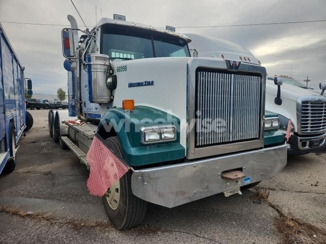 Photo 3 of 2012 WESTERN STAR 4900 SEMI TRUCK (VIN 5KJNAED14CPBL1520)