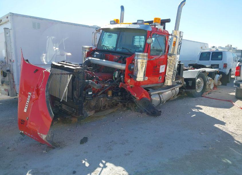 Photo 2 of 2013 Western Star/auto CAR 4900 4900SA (VIN 5KJNALBG7DPBY0689)