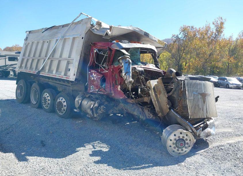 2005 Western Star/auto CAR 4900 4900EX (VIN 5KKHABCK55PV00676) main photo