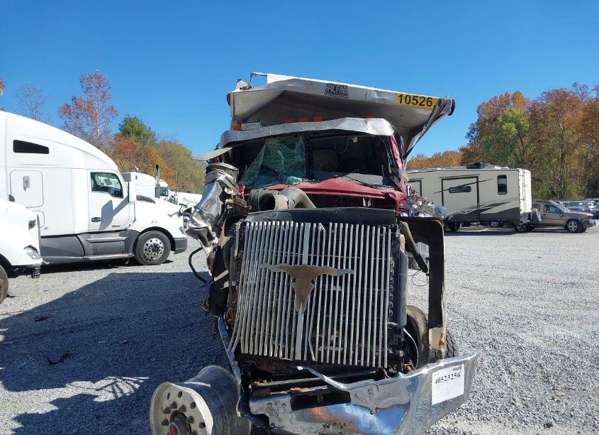 Photo 12 of 2005 Western Star/auto CAR 4900 4900EX (VIN 5KKHABCK55PV00676)