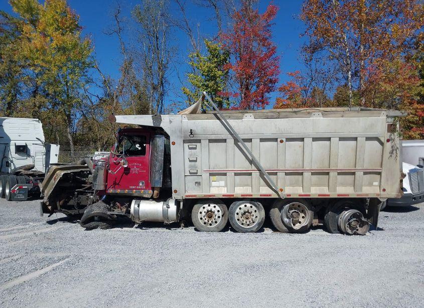 Photo 14 of 2005 Western Star/auto CAR 4900 4900EX (VIN 5KKHABCK55PV00676)